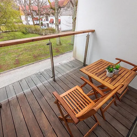 Cohost I Simpsono W-parking