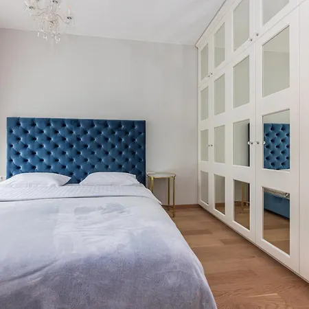 Cohost I Simpsono W-parking Apartament *