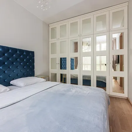 Cohost I Simpsono W-parking *