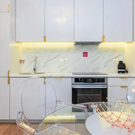 Cohost I Simpsono W-parking