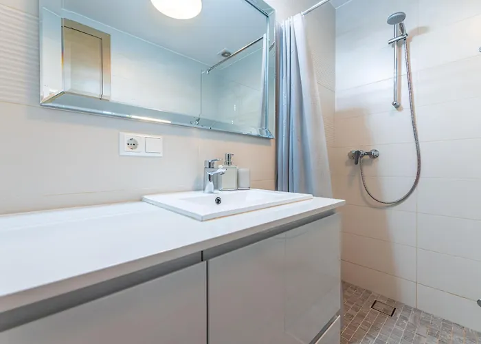 Cohost I Simpsono W-parking * Palanga